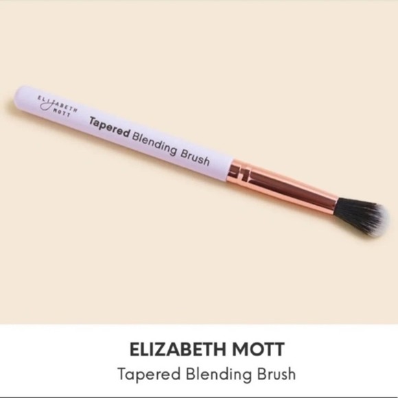 NWT Elizabeth Mott Lavender Taper Makeup Blending Brush - Picture 2 of 6